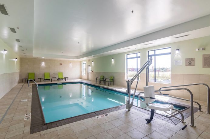 Imagen de la piscina del Hotel Springhill Suites By Marriott Oklahoma City Downtown. Foto 20