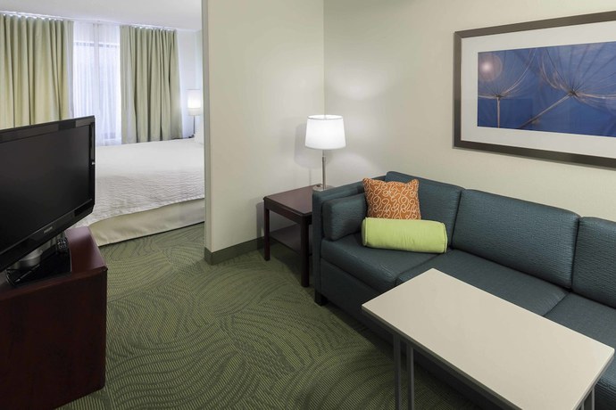Imagen de la habitación del Hotel Springhill Suites By Marriott Overland Park. Foto 2