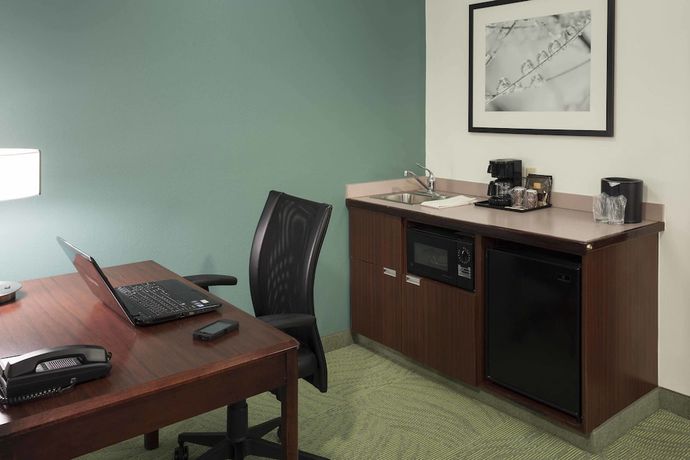 Imagen de la habitación del Hotel Springhill Suites By Marriott Overland Park. Foto 5