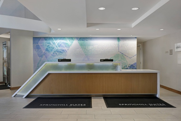 Imagen de los interiores del Hotel Springhill Suites By Marriott Palm Desert. Foto 19