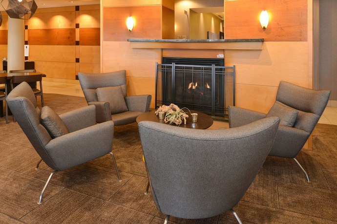 Imagen de los interiores del Hotel Springhill Suites By Marriott Pittsburgh Mills. Foto 16