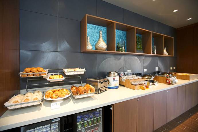 Imagen del bar/restaurante del Hotel Springhill Suites By Marriott Pittsburgh Mt. Lebanon. Foto 2