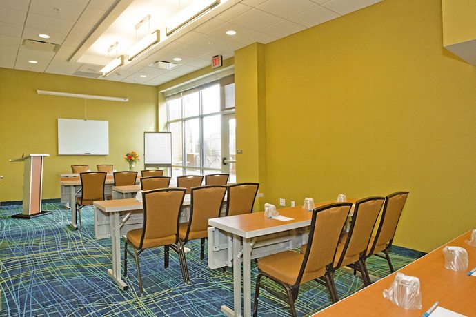 Imagen de los interiores del Hotel Springhill Suites By Marriott Pittsburgh Mt. Lebanon. Foto 13