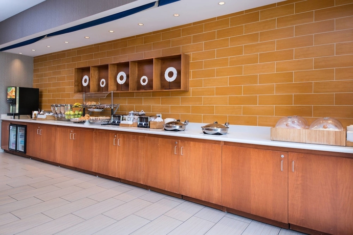 Imagen del bar/restaurante del Hotel Springhill Suites By Marriott Pittsburgh Southside Works. Foto 4