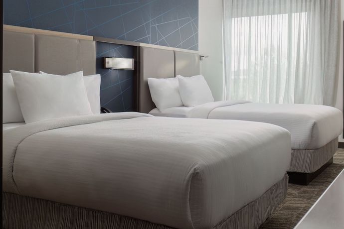 Imagen de la habitación del Hotel Springhill Suites By Marriott Pleasanton. Foto 15