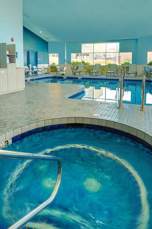 Imagen de la piscina del Hotel Springhill Suites By Marriott Prescott. Foto 20