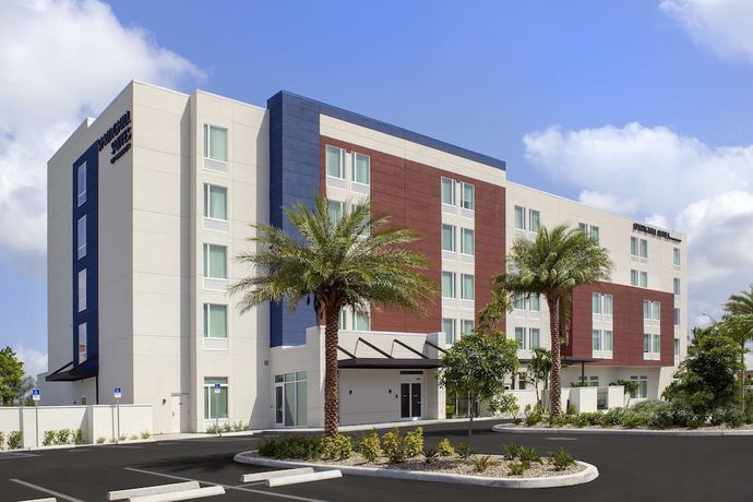 Imagen general del Hotel Springhill Suites By Marriott Punta Gorda Harborside. Foto 2