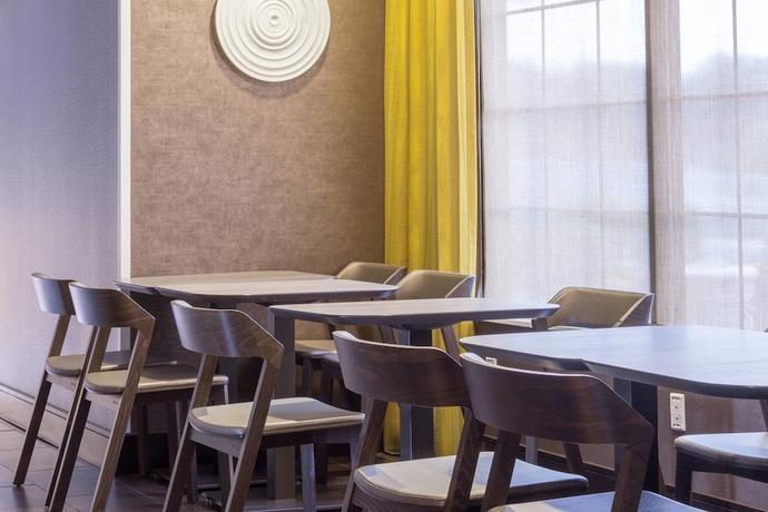 Imagen del bar/restaurante del Hotel Springhill Suites By Marriott Quakertown. Foto 5