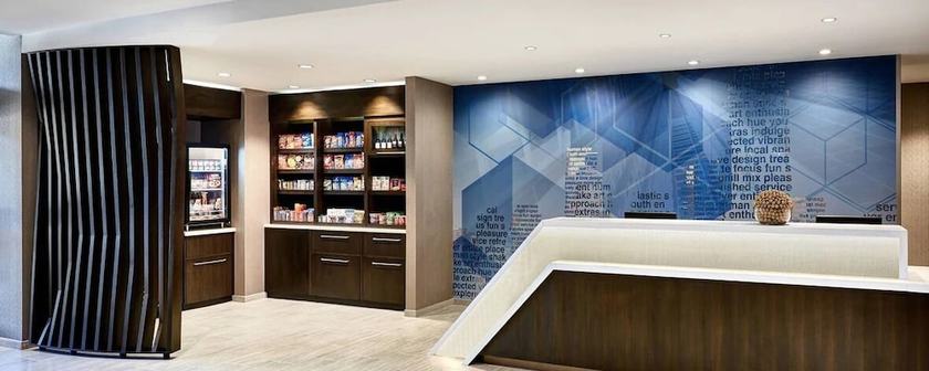Imagen de los interiores del Hotel Springhill Suites By Marriott Raleigh Apex. Foto 11