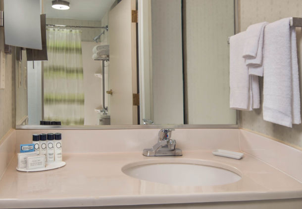 Imagen de la habitación del Hotel Springhill Suites By Marriott Raleigh-durham Airport/research Triangle Park. Foto 7