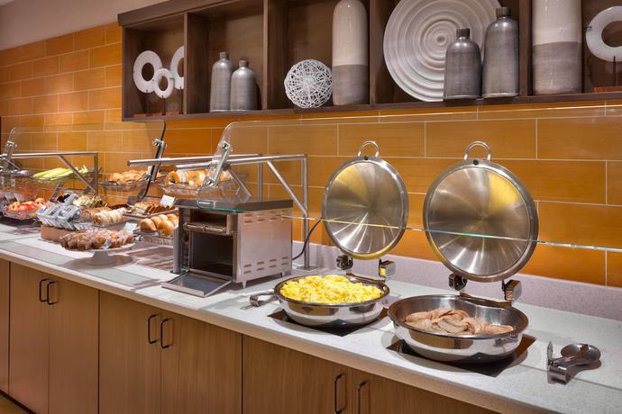 Imagen del bar/restaurante del Hotel Springhill Suites By Marriott Rexburg. Foto 5