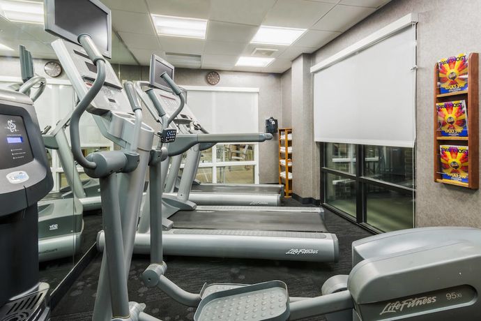 Imagen de los interiores del Hotel Springhill Suites By Marriott Richmond Northwest. Foto 16
