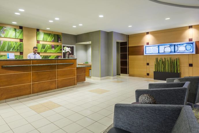 Imagen de los interiores del Hotel Springhill Suites By Marriott Richmond Northwest. Foto 17