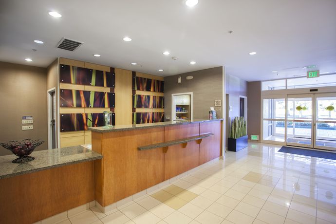 Imagen de los interiores del Hotel Springhill Suites By Marriott Sacramento Natomas. Foto 10
