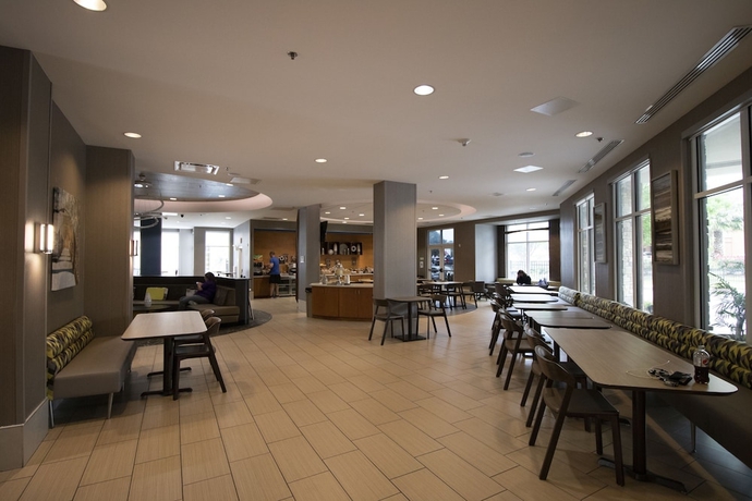 Imagen de los interiores del Hotel Springhill Suites By Marriott San Antonio Alamo Plaza/convention Center. Foto 17
