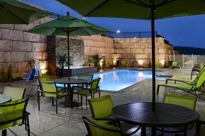 Imagen de la piscina del Hotel Springhill Suites By Marriott San Antonio Northwes. Foto 19