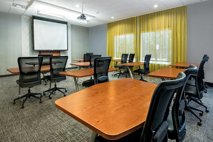 Imagen de los interiores del Hotel Springhill Suites By Marriott San Antonio Seaworld Lackland. Foto 15