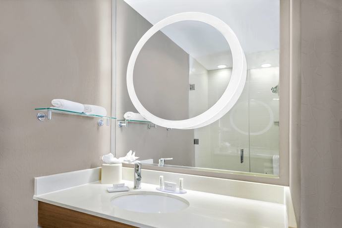 Imagen de la habitación del Hotel Springhill Suites By Marriott San Antonio Seaworld Lackland. Foto 10