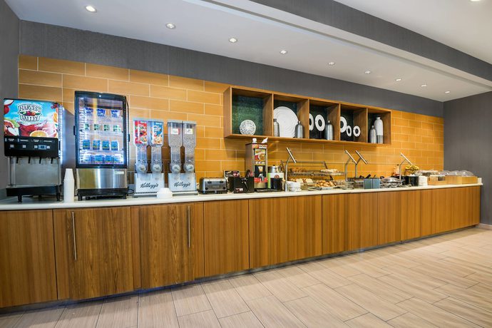 Imagen del bar/restaurante del Hotel Springhill Suites By Marriott San Antonio Seaworld Lackland. Foto 7