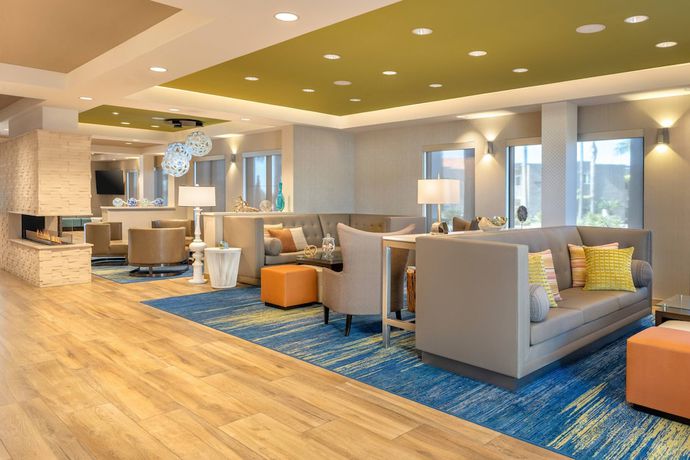 Imagen de los interiores del Hotel Springhill Suites By Marriott San Diego Carlsbad. Foto 15