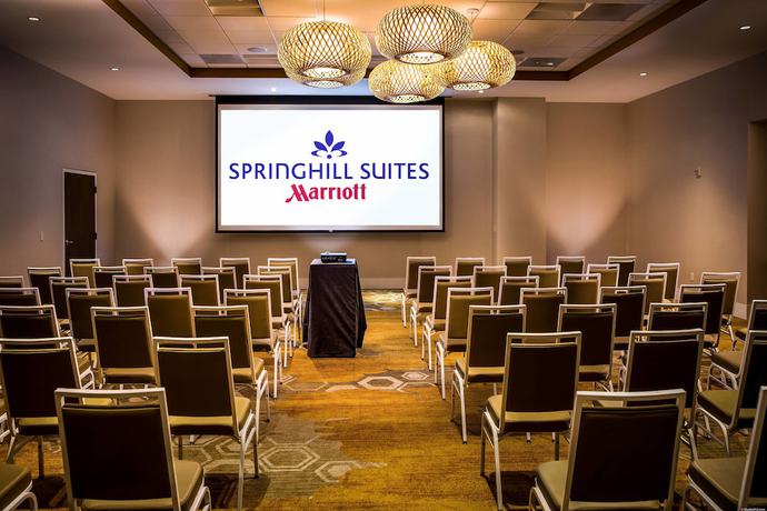 Imagen de los interiores del Hotel Springhill Suites By Marriott San Diego Oceanside/downtown. Foto 16