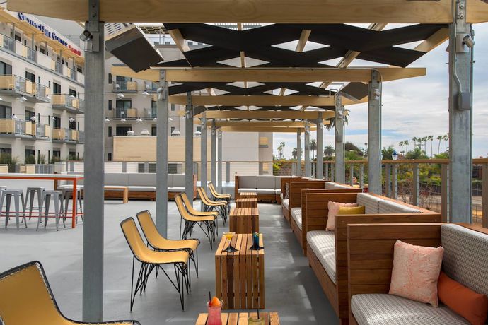 Imagen de los exteriores del Hotel Springhill Suites By Marriott San Diego Oceanside/downtown. Foto 11