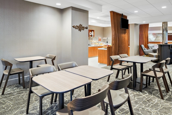 Imagen del bar/restaurante del Hotel Springhill Suites By Marriott San Diego-scripps Poway. Foto 3