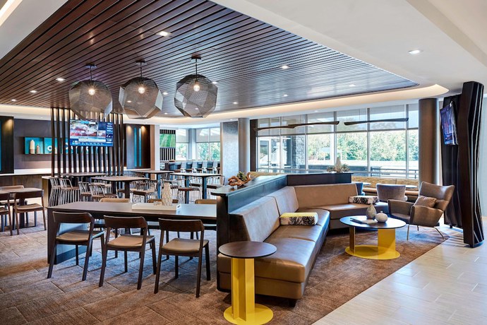 Imagen de los interiores del Hotel Springhill Suites By Marriott Savannah Richmond Hill. Foto 8