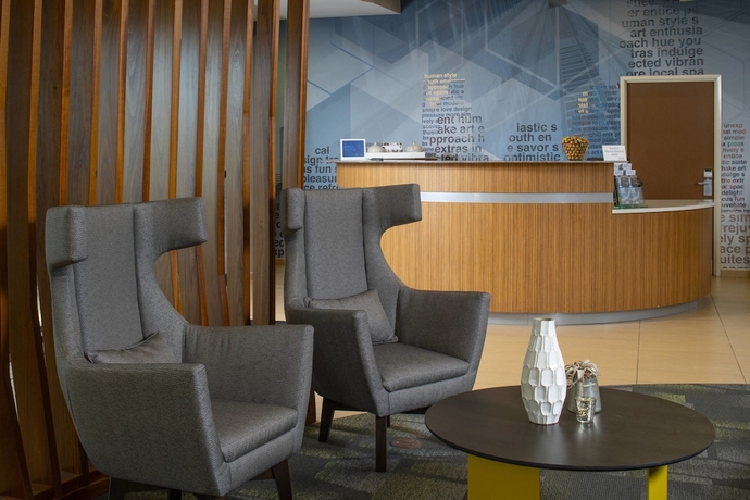 Imagen de los interiores del Hotel Springhill Suites By Marriott St. Louis Airport/ea. Foto 15