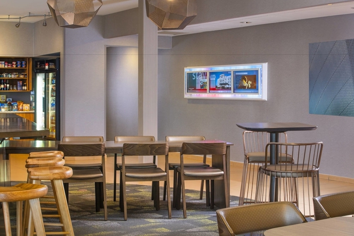 Imagen de los interiores del Hotel Springhill Suites By Marriott St. Louis Airport/ea. Foto 16