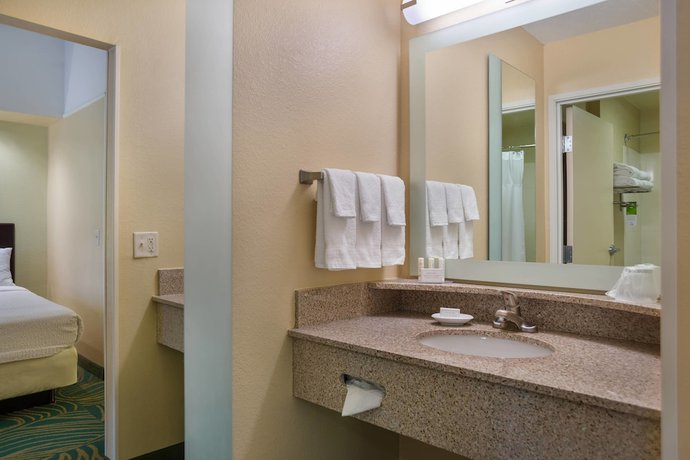 Imagen de la habitación del Hotel Springhill Suites By Marriott St. Petersburg Clearwater. Foto 10