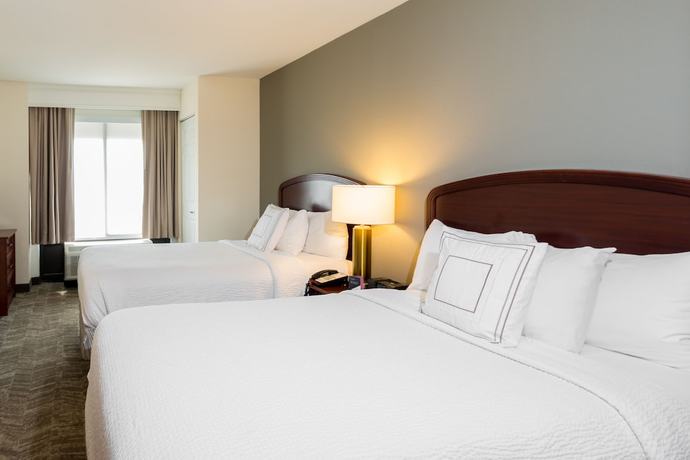Imagen de la habitación del Hotel Springhill Suites By Marriott Tampa Westshore Airport. Foto 3