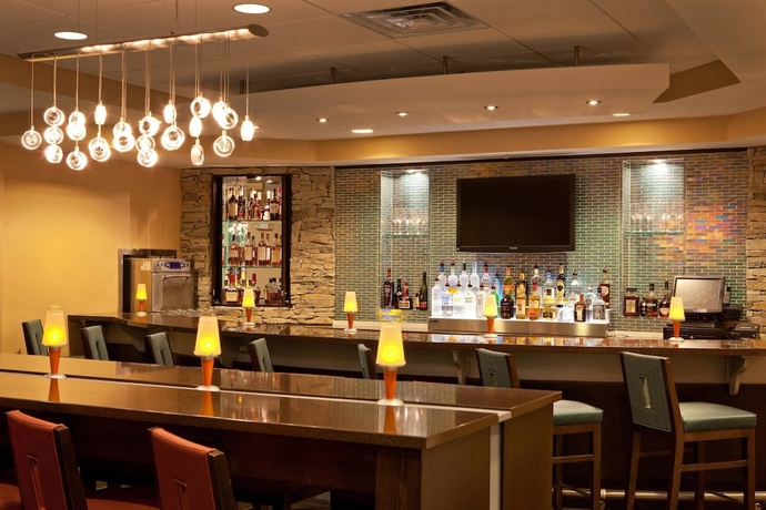 Imagen del bar/restaurante del Hotel Springhill Suites By Marriott Tarrytown Westchester County. Foto 8