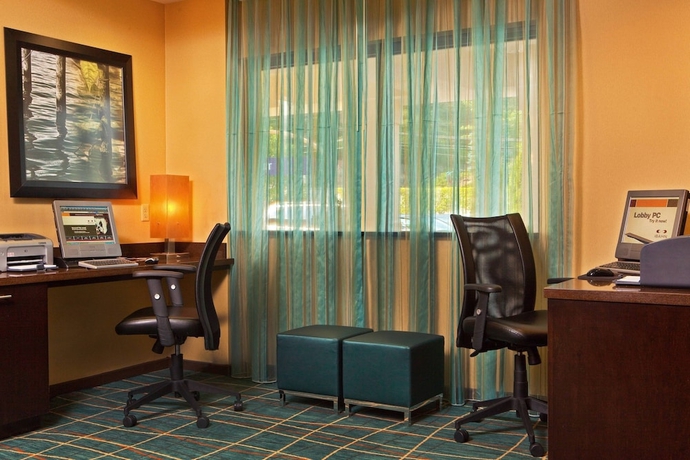 Imagen de los interiores del Hotel Springhill Suites By Marriott Tarrytown Westchester County. Foto 17