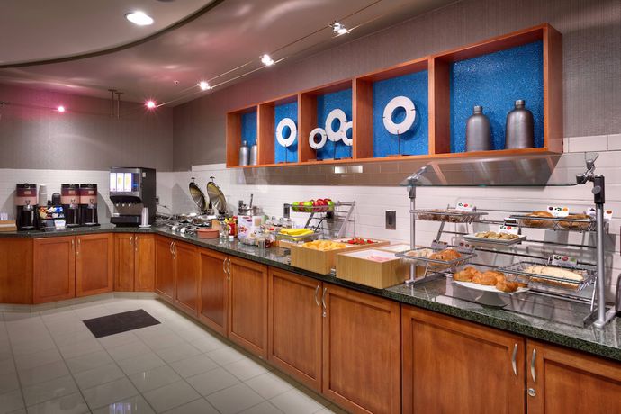 Imagen del bar/restaurante del Hotel Springhill Suites By Marriott Thatcher. Foto 8