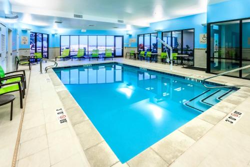 Imagen general del Hotel Springhill Suites By Marriott The Dunes On Montere. Foto 13