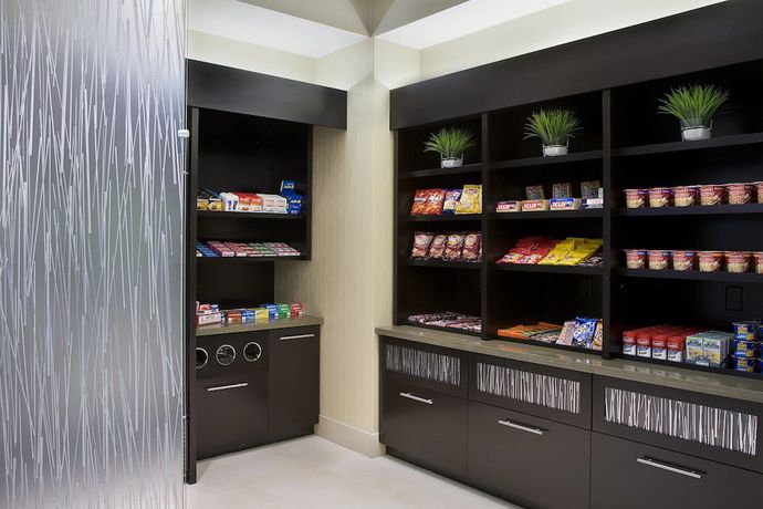 Imagen de los interiores del Hotel Springhill Suites By Marriott Toronto Vaughan. Foto 11