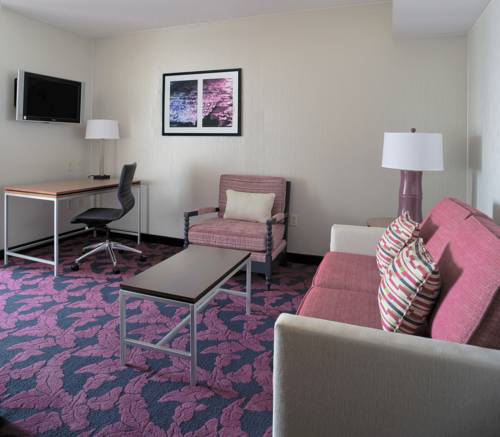 Imagen de la habitación del Hotel Springhill Suites By Marriott Virginia Beach Oceanfront. Foto 6