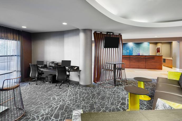 Imagen de los interiores del Hotel Springhill Suites By Marriott Wheeling Tridelphia Area. Foto 16