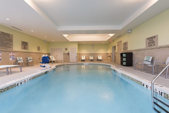 Imagen de la piscina del Hotel Springhill Suites Chicago Southeast/munster In. Foto 7