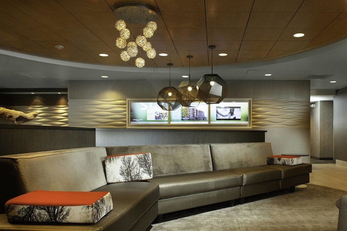 Imagen de los interiores del Hotel Springhill Suites Cincinnati North/forest Park. Foto 13