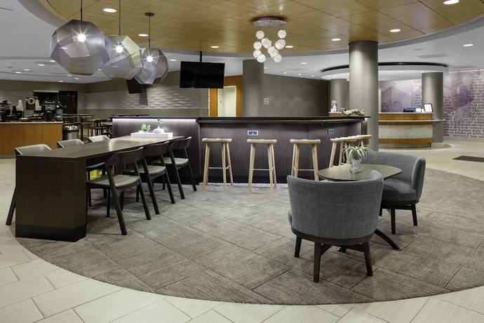 Imagen de los interiores del Hotel Springhill Suites Cincinnati North/forest Park. Foto 17