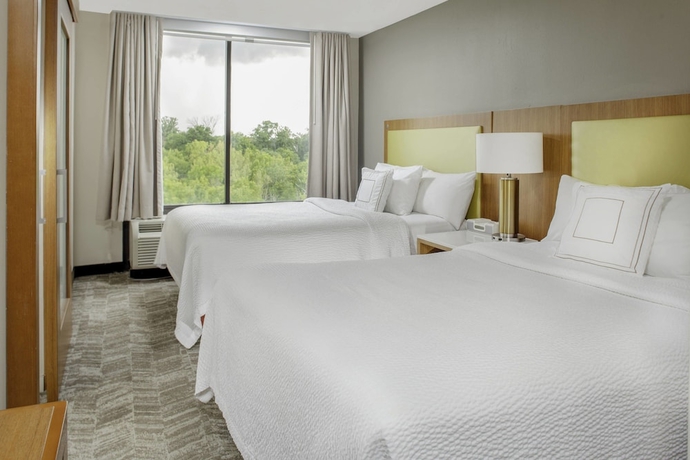 Imagen de la habitación del Hotel Springhill Suites Cincinnati North/forest Park. Foto 9