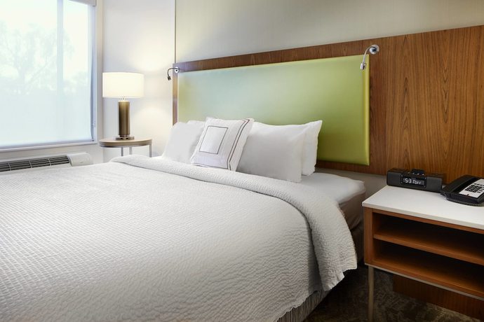 Imagen de la habitación del Hotel Springhill Suites Columbus Osu. Foto 3