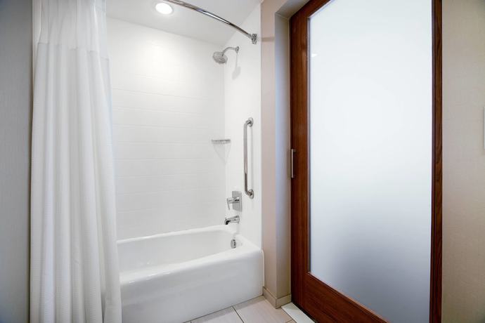 Imagen de la habitación del Hotel Springhill Suites Columbus Osu. Foto 9