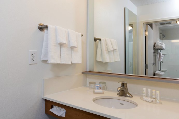Imagen de la habitación del Hotel Springhill Suites Detroit Auburn Hills. Foto 10