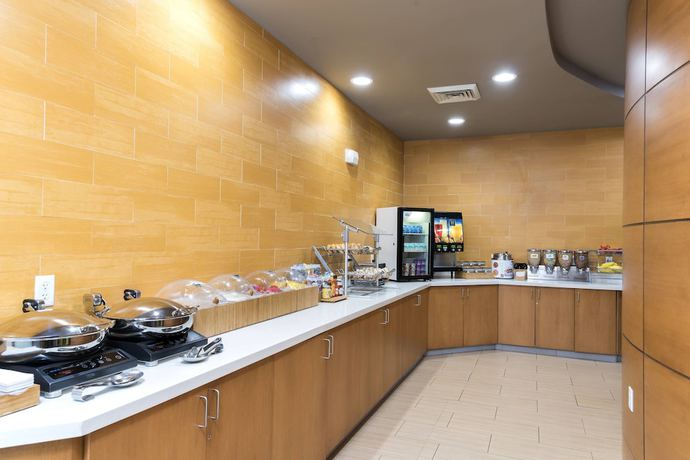 Imagen del bar/restaurante del Hotel Springhill Suites Detroit Auburn Hills. Foto 7