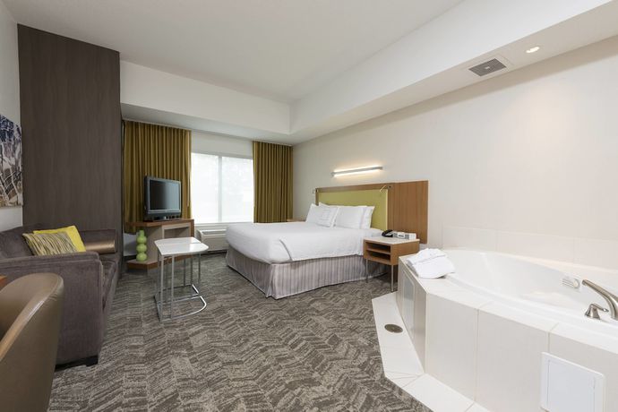 Imagen de la habitación del Hotel Springhill Suites Detroit Auburn Hills. Foto 13