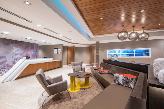 Imagen de los interiores del Hotel Springhill Suites Fort Wayne Southwest. Foto 2