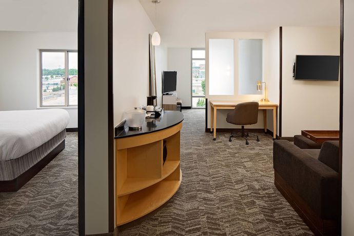 Imagen de la habitación del Hotel Springhill Suites Green Bay. Foto 6